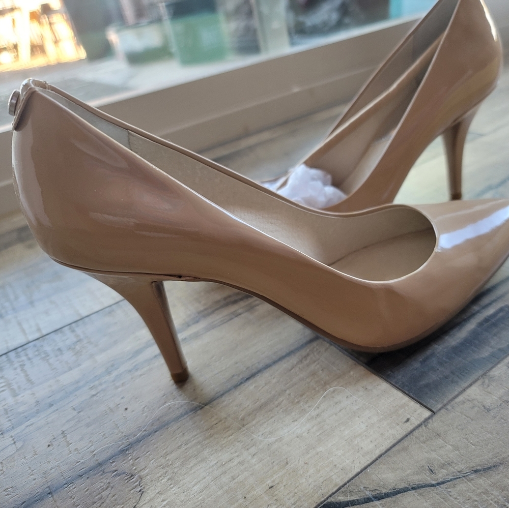 Michael Kors Dorothy Flex Pump Nude 6.5